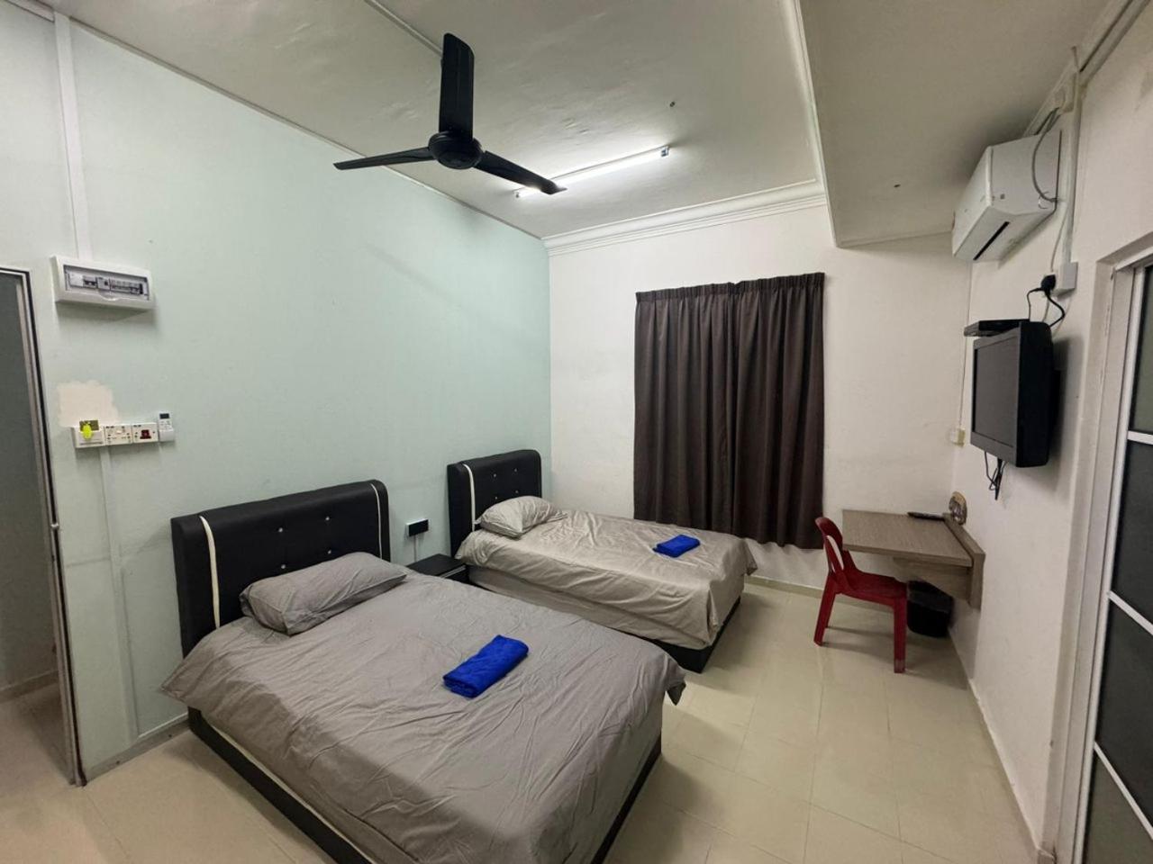 Momo Guest House Куала-Тренгану Экстерьер фото